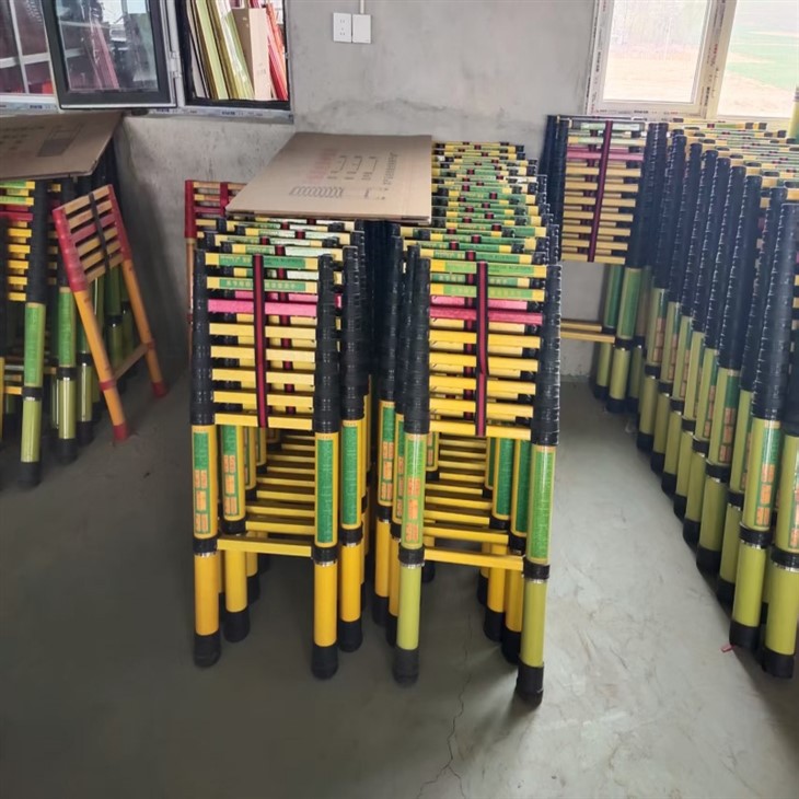 Escala telescòpica de fibra de vidre